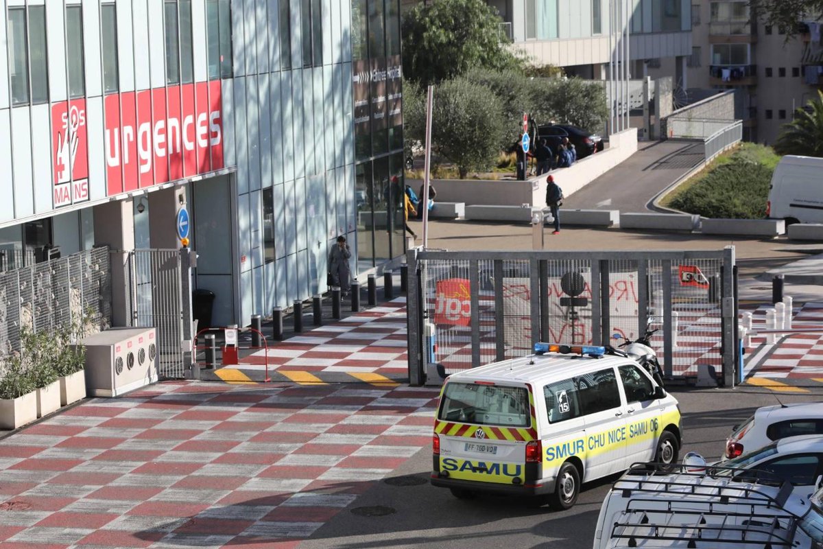 Nice_Matin's tweet image. Une personne non vaccinée pourra-t-elle être prise en charge en cas d'urgence à l'hôpital? bit.ly/2UeGdmD