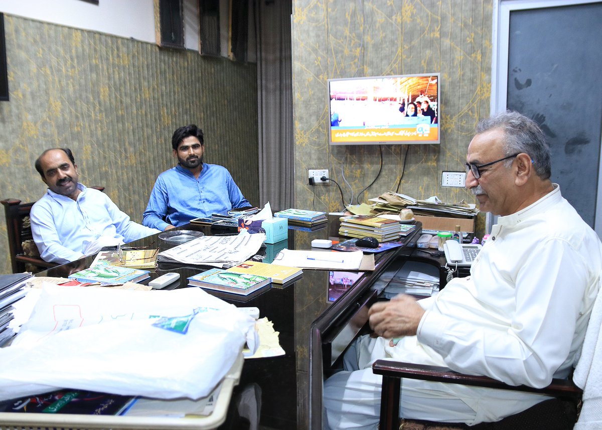 anjumgill45's tweet photo. #Punjab_House_Lahore"

BhulekhaTv Tay Akhbar De Chairman #Mudassar Iqbal Butt Sab &amp; Nadeem Raza sb , Baba Najmi  sb, Indoz Tv De Anchor Nasir Khaki ji,  Ahmed Raza Wattoo  Sab president (Punjabi Parchar ) https://t.co/SO0fcFgUjs