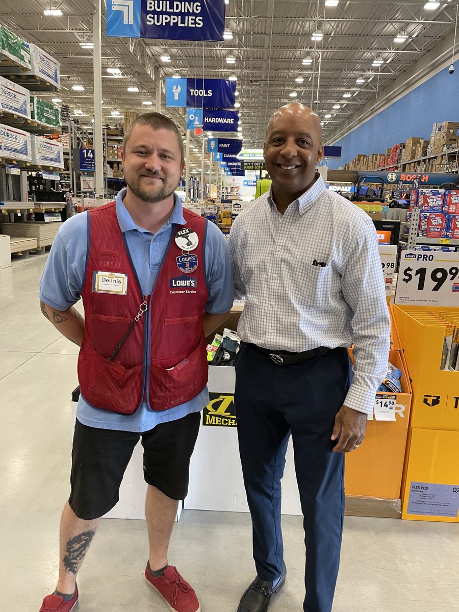 I visited a great store in Leesburg, VA today. I would like to thank Assistant Manager Dennis and the store Associates for their hard work!