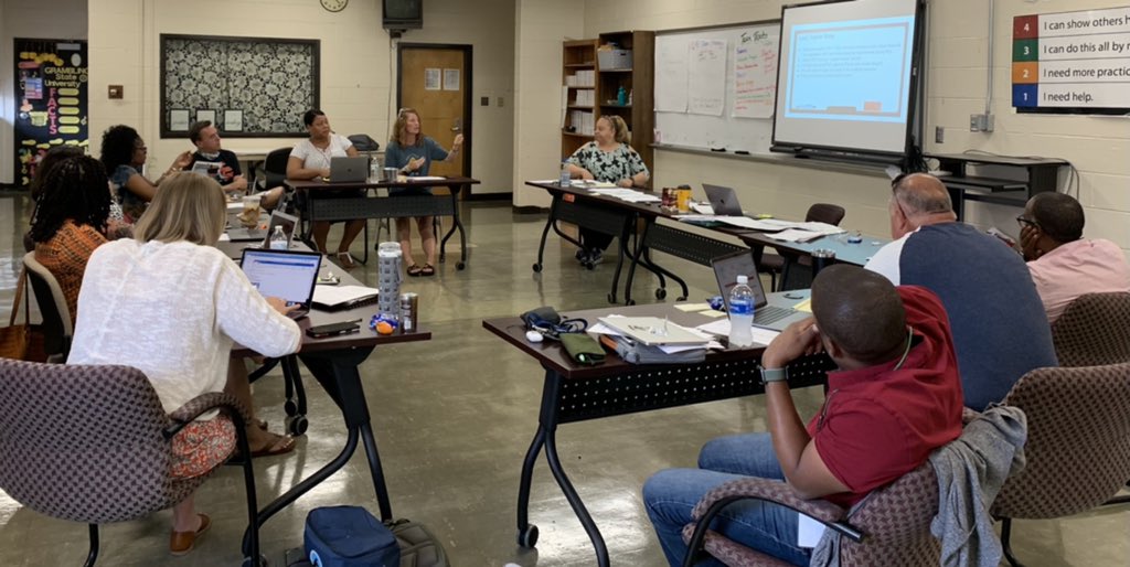 CWhite_KCS's tweet photo. What a great morning with @AustinEastHS admin and Master Teachers…deep discussion about our common language for best instructional practice. #AEStrong #beepbeep @lindsay_davis https://t.co/rx1MSN3wMr