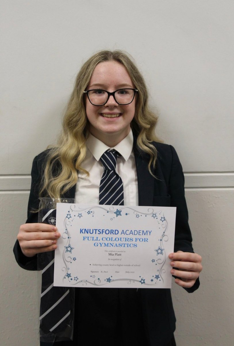 Knutsfordac's tweet photo. Today over 30 students from years 7-10 were awarded their full sports colours. There was a wide range of sports from lacrosse to swimming and from cricket to inline skating. Well done to every student. Wear your sports tie with pride! https://t.co/z80LRPQK5s