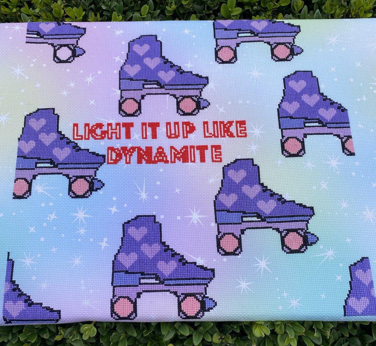 jinminpeach's tweet image. Thoughts???

Would look happier inside a frame.