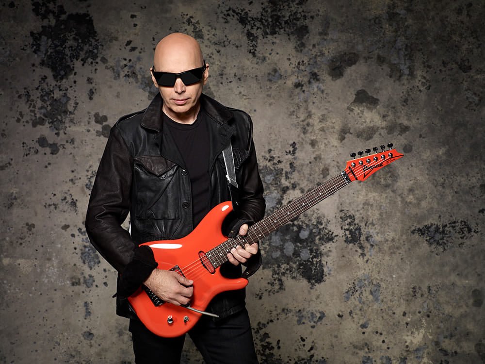 Happy Birthday to Joe Satriani, 65 today 