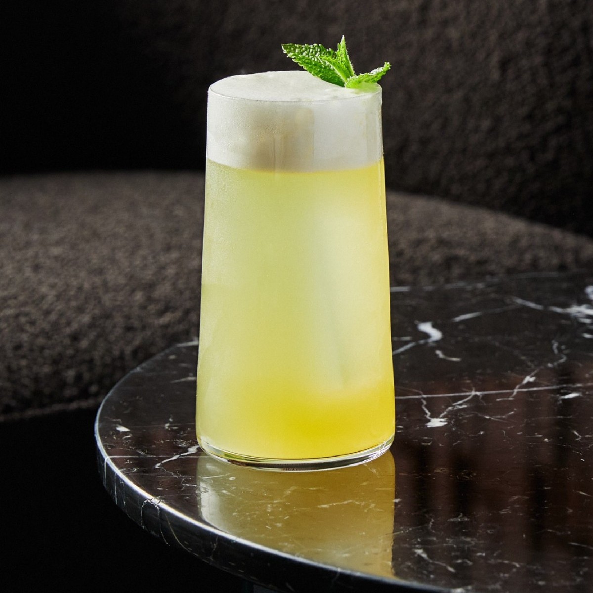 intersectNYC's tweet photo. Vacation in a glass? Yes please.

Island Time: the taste of a tropical island at #INTERSECTNYC 🥥🌴🍹 https://t.co/dF2lqQz9eJ