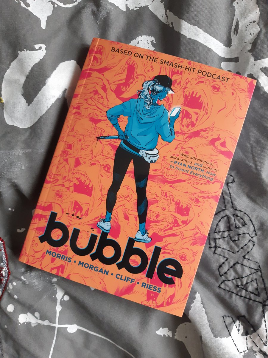 camillustrate's tweet photo. I haven't had the chance to listen to the podcast yet so I didn't know what to expect, but this book was so genuinely funny and charmingly millenial that the post apocalyptic stuff feels much more relatable than it has any buisness of being 😂💙🧡 #bubblecomic #01FirstSecond https://t.co/iFIMdePdlC