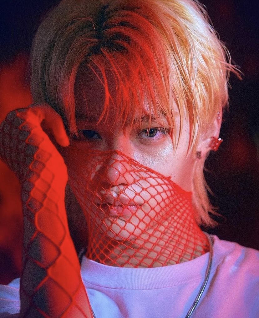 E6WZ-4DVEAEfgLf?format=jpg&name=medium