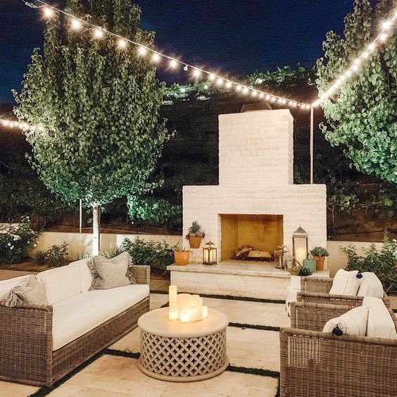 TreyGroup's tweet photo. This backyard space is perfect for summer evenings, and the cozy lighting adds a nice touch! 

#homeselling #discoveratl #atlantahomes #atlhomes #buckhead #atlantafinehomes #atlantafinehomessir #treymillergroup #cozybackyardspace #summernights https://t.co/BiJ0Hw5aw2