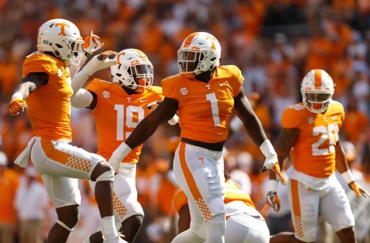 Blessed to announce that I have received an offer from The University of Tennessee 🟠⚪️ #GoVols