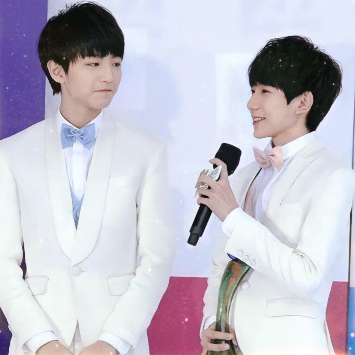 KarryCha921's tweet photo. ขอบคุณความสัมพันธ์ที่เติบโตขึ้นตลอด9ปีนะ ถึงจะบ่นหยวนแต่ก็แอบชื่นชม ไม่อยากให้น้องหลงตัวเอง ก็เจ้าน้อนคืออูซปขี้โม้ช่างพูดนี่หน่า ผลัดกันดูแลกันมาตลอดนี่เนอะ老王...ภูมิใจกันมากเลยสินะ🤍
'ขอบคุณนะหวังจวิ้นข่าย'
'ขอบคุณนะหวังหยวน'...
#ไคหยวน #KaiYuan #KarRoy #凯源 https://t.co/VvS7KyQX4d
