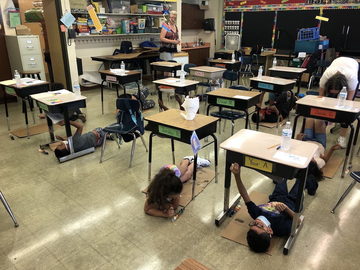 MrPhelpsRSD's tweet photo. Cool activity alert at 12M! Today, our 1st &amp; 2nd graders learned about Michelangelo's work on the Sistine Chapel. With the assistance of their teacher, the kids taped their canvas to the bottom of their desks and laid underneath and painted away, just like Michelangelo! #rsdproud https://t.co/meN6xzFUpb