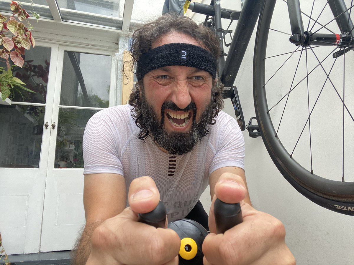 james091067's tweet photo. #zwift #headband virtual cycling with Tour de France #TdF21 old school headband sweat catcher https://t.co/ifg3BE9vHn