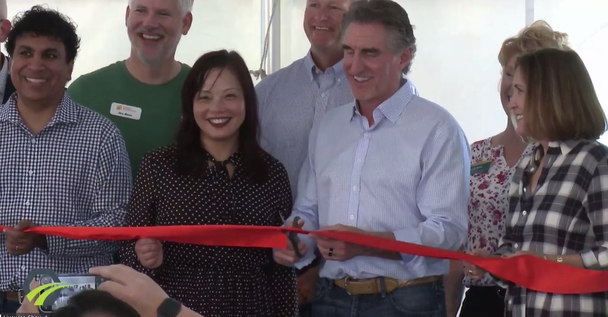 BringsTheRing's tweet photo. Cutting the #RedRibbon for the launch of #FarmGrid @TheGrandFarm @TrilogyNetworks @DougBurgum #CultivaeND #AgTech #SmartGrid #10XReturns https://t.co/LeZnbh6YpC