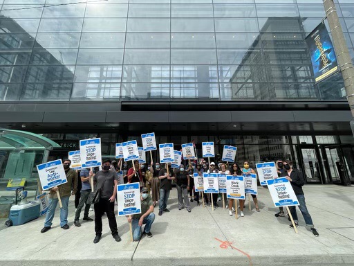 5117Local's tweet photo. We have been on strike for five weeks and we want nothing more than to go back to work. Help us get back to serving the community!  @OPSEU @celliottability @ @RakocevicT @JudySgroMP @JohnTory @fordnation @PerruzzaTO https://t.co/Re3trStEaF