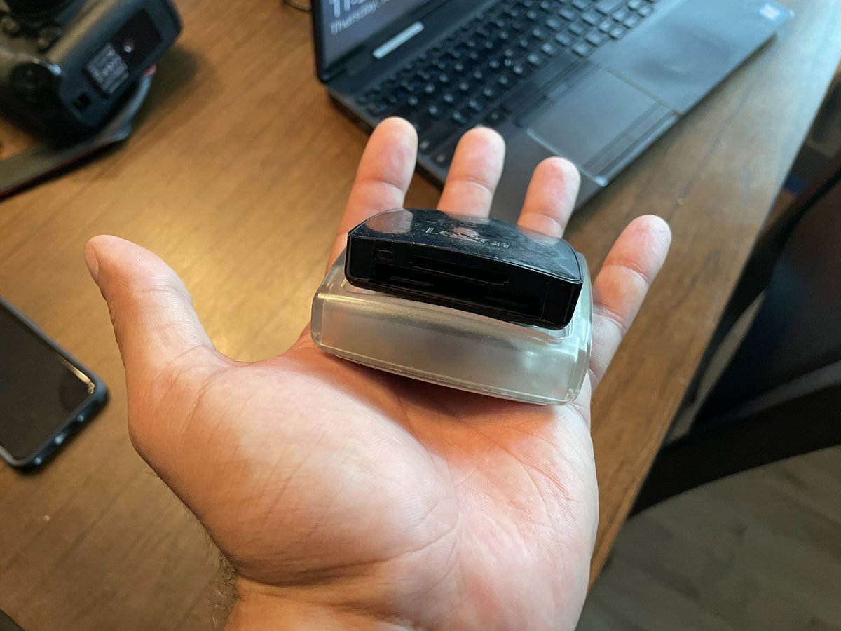 RIP card reader, thanks for the hundreds of thousands of photos you moved for me 🥲