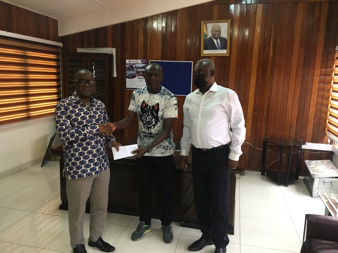 ayishatu_'s tweet photo. More cashhhhhhhhhhhh
the @MOYSGh supports @HasaacasLadies with $10,000 as the team prepares for the CAF Womenโs Champions League @UfoawafuB qualifiers in Abidjan.
The team is still in camp at Prampram before leaving for the competition next week.
#SupportHasmalLadies https://t.co/UX3bBvDFKb