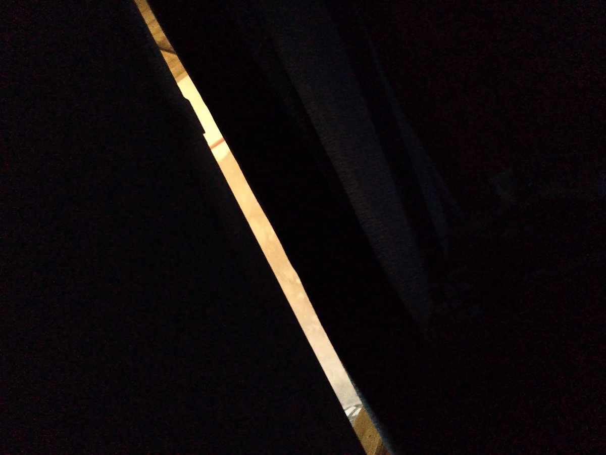 Crolf5's tweet photo. Gente tengo miedo
Me llegó la notificación de que el tweet se mandó bien, el de la foto gris, pero yo no lo publiqué
No se que pasa https://t.co/FxhUWT6lwL