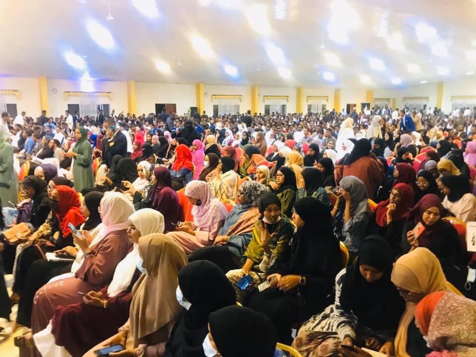 SayidHandulle's tweet photo. Maxamed Mooge Liibaan iyo Hargaysa. 
Maansoor Hotel.
#Bandhigga #Buugga: #FOOLAAD. 
 📷 #Nuuralhudaa. https://t.co/3MQIQlDysu