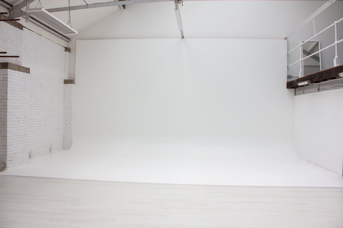 StudiosMello's tweet photo. The studio space has an abundance of natural light from the diffused glass atrium standing at over 7 metres. Our studio offers a range of additional amenities and facilities, making it perfect for any shoot or production. https://t.co/9DNHFDxYQX