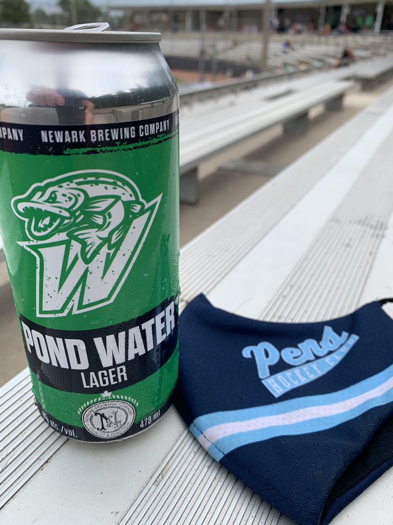 All star line up with <a href="/SNETCampbell/">Jamie Campbell</a> with the first pitch <a href="/rmawhood/">Rod Mawhood</a> on the mic enjoying #pondwater <a href="/wellandjackfish/">Welland Jackfish</a> with @jdish76