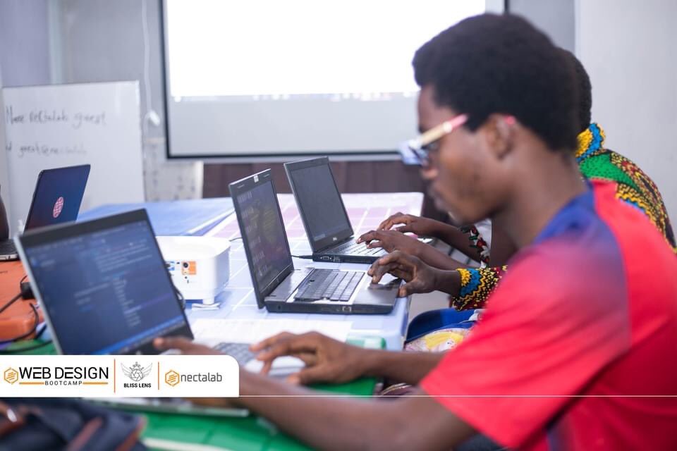 aqosuwafrimpong's tweet image. Day 4 of the Web Design Bootcamp, participants were able were taken through forms, difference between using a DIV or a SPAN, Inline styling and External Styling. They were able to implement colours using rgba and hex.
#webdesignbootcamp
@UNICEFStartups @GhanaTechLab @MESTAfrica