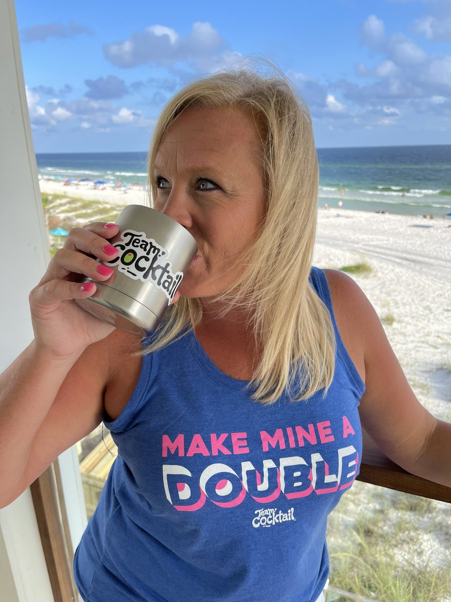 If Noah can put two of each animal on an arc surely he also meant to put two shots in a glass! 😜

🐘🐘=🥃🥃

#makemineadouble

teamcocktail.com