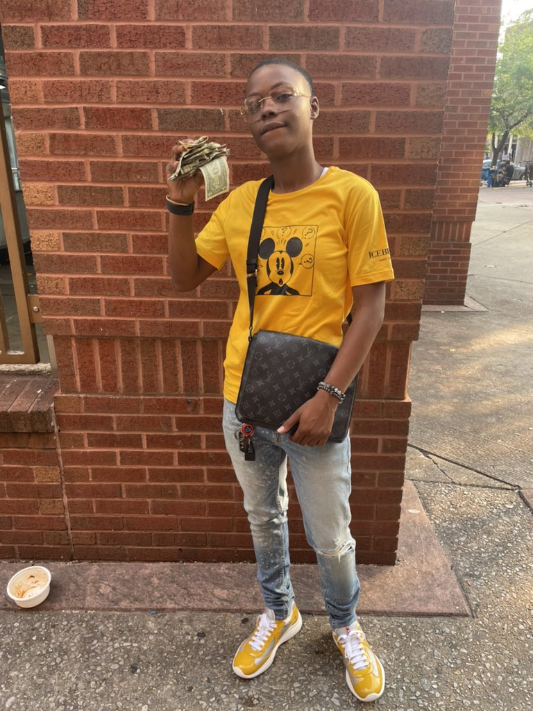 wlc_savage's tweet photo. Thankful for the falls and all cause they was all lessons 🙏🏾 #ShakeBackShorty 💫 #HappyPaperDaytoMe🤞🏾#FREEREDZ⛓ #GSG💔🕊 https://t.co/muaCggSgzL
