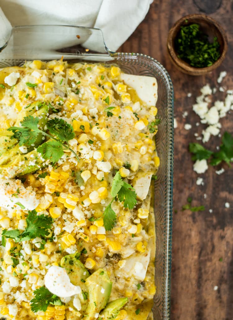 New recipe >> Street Corn Enchiladas recipe is a great way to use up all that summer corn and the perfect way to celebrate summer!

cookingandbeer.com/2021/07/street…