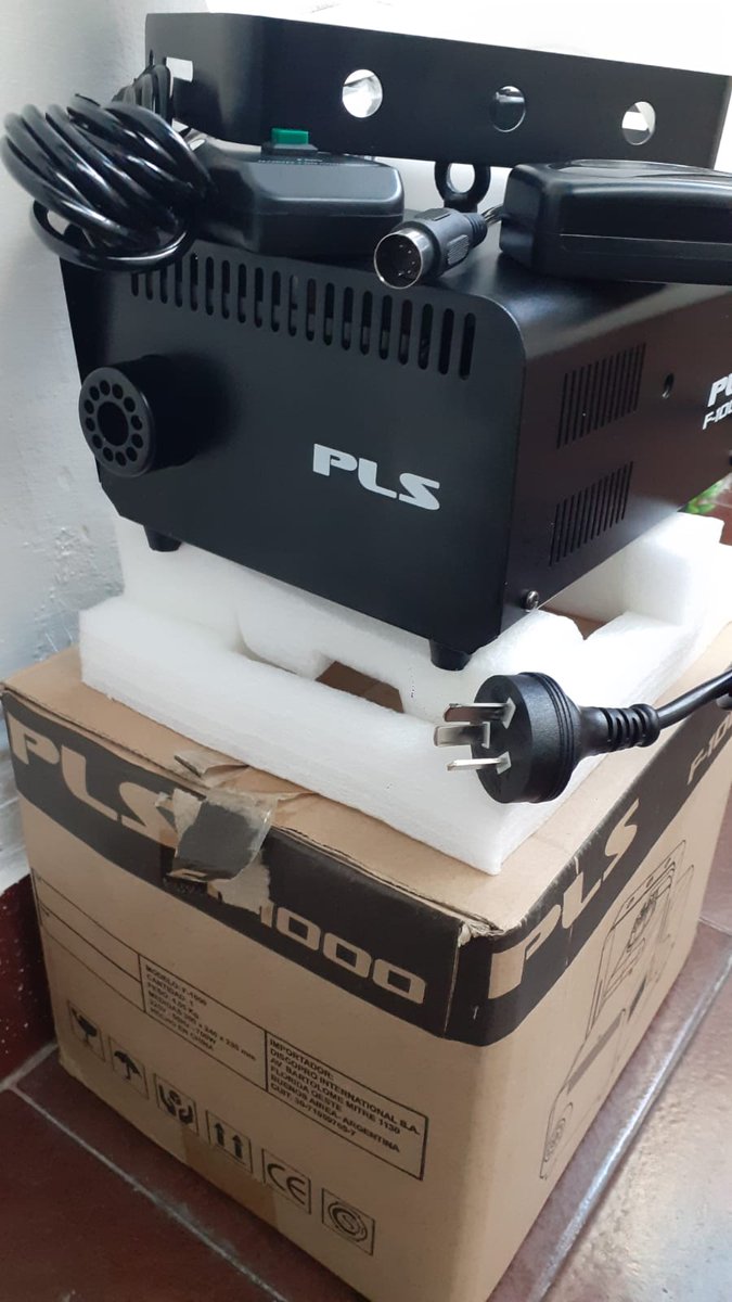 proavilasound's tweet photo. ATENCION NUEVO INGRESO MAQUINA DE HUMO PLS F-1000 W  
#Humo #MaquinaDeHumo #PartyMusic #Musica #Music #Dj #DjArgentina #Deejay #Party #Fiesta #Sonido #Iluminacion #Djs #Pioneer #Records #Productor #Like #Follow #Mixing #Remix  #Sound  #Beatmaker #Produccion #PLS https://t.co/E1pTnUL55x