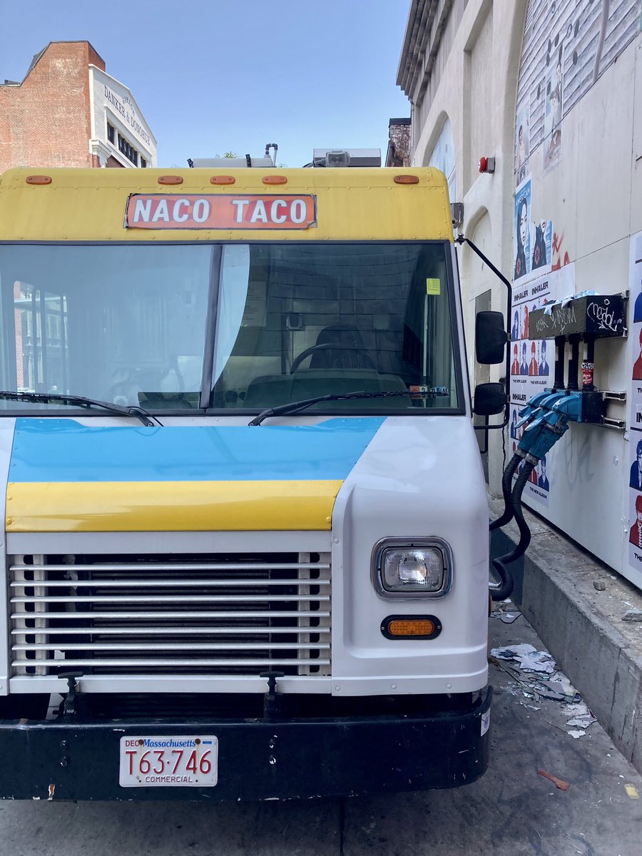 The tacos hit different when the <a href="/nacocentral/">Naco Taco</a> food truck is running on electricity instead of diesel.