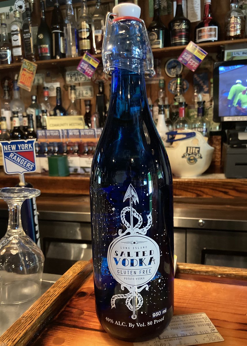 CavanaughsPub's tweet image. Thursday open, serving dinner inside &amp;amp; TO GO’S Till 9:30. TENT OPEN TONIGHT 5-8pm, JC will be waiting tables under the tent, serving dinner &amp;amp; drinks. #bayportbluepoint #quickdraw #underthetent #yummyfood #Wings #Foodies #bbpphanmtoms #heineken #bluepointave