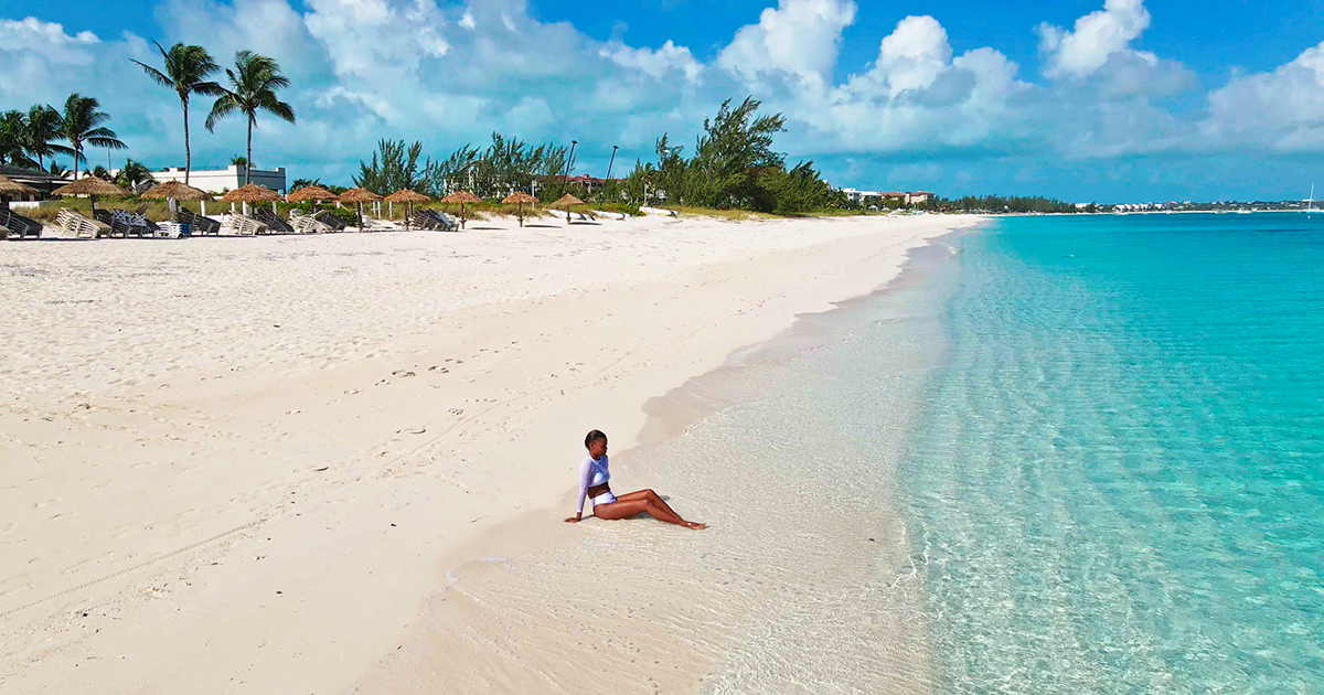 Virtuoso's tweet photo. A sunny getaway to the Turks and Caicos is always a good idea. From great dive sites to gorgeous, butler-serviced villas, your Virtuoso advisor can direct you to the best spots for a dream vacay.

More info: https://t.co/RisvebDVI5 
#VirtuosoTravel #sponsored @TCITourism https://t.co/m5X4Ly6bAH