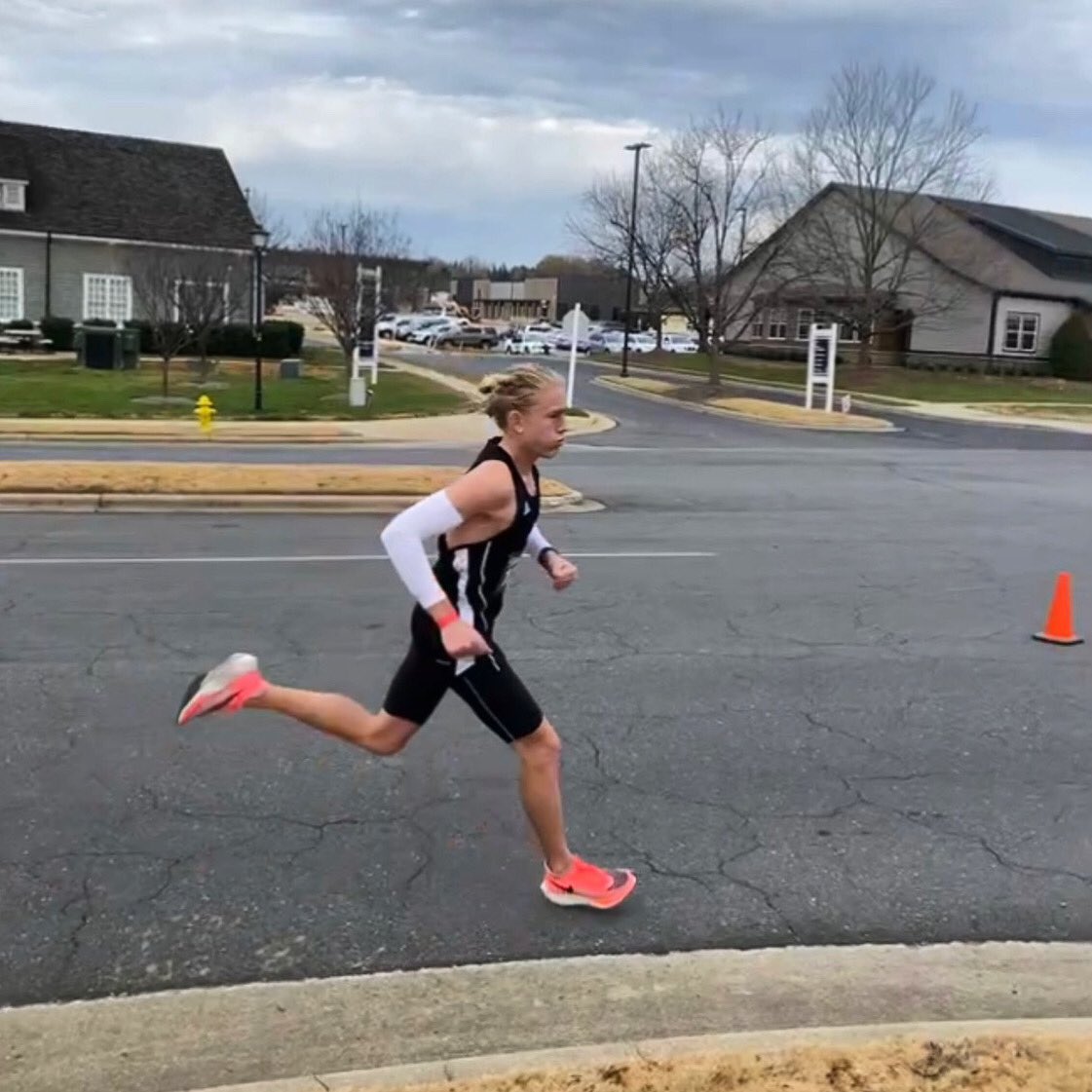 Featured up next is Beck Classey! Beck’s favorite pre-race meal is a bagel with <a href="/StokePerform/">STOKE</a> almond butter. His go-to piece of running gear is a hair-tie! #bth5k