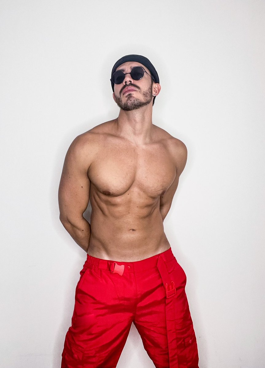 christiancorsi5's tweet photo. π΅ππΌ https://t.co/tQ6RZlKsLG
Take off your shirts cause I'm about to start the party ππ΅ β¦
#musicproducer #housemusicdj #housemusicset #housemusiclovers #tribalmusic #housemusicartist #housemusic4life #djproducer #colombiandj #colombianproducer #lgbtqartist #LGBTQ https://t.co/cusuUXMete
