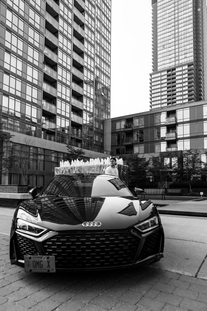 Enjoying the R8 

#Toronto #photography #headspacemag #thinkverylittle #kalermagazine #777luckyfish #somewheremagazine #portraitunit #rebelmag #melonmag