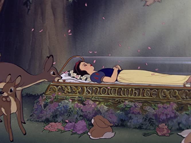 kihmberlie's tweet image. Snow White but add a little bit of...✨spice✨