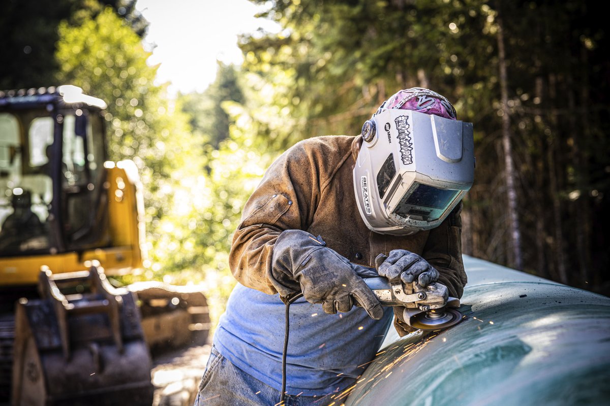 Mechanix_Wear's tweet photo. When the heat is on, we've got you covered 🔥 

Learn more about our Heat Resistant gloves here: https://t.co/ZiojEZ4EaG 🛠

💥 @bezatesn

#MechanixWear #MechanixGloves #HeatResistant #SafetyGloves https://t.co/uP6GU7J99V