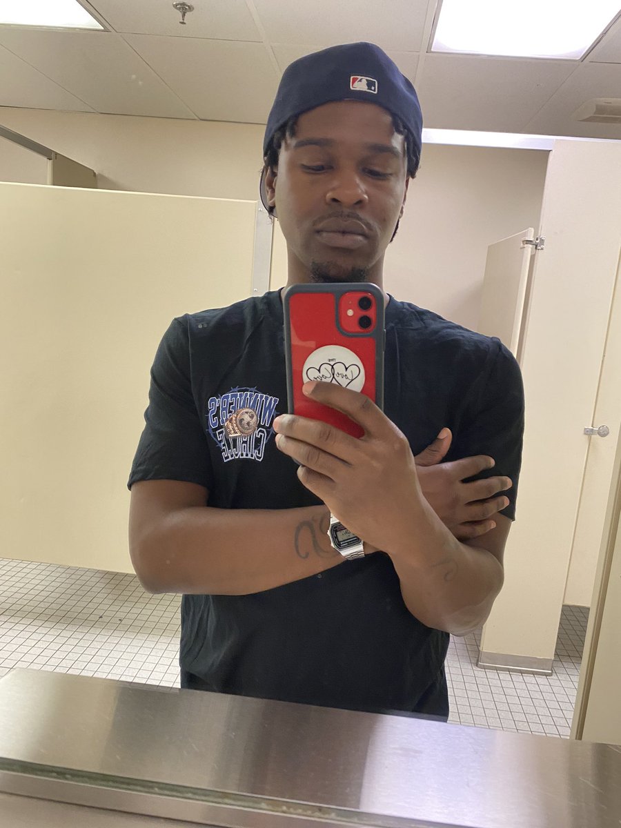 “ICEWATER BLACK WIT DA Ahhh” (@icewaterblack) on Twitter photo 