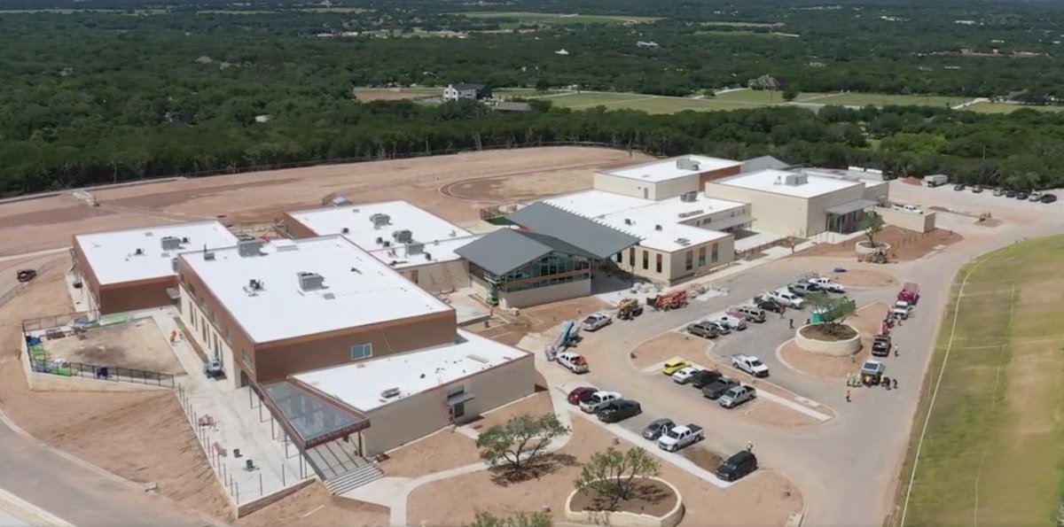 DSISD's tweet image. We can't wait to have students and staff in these two new schools in just a few weeks! Both the CSE and WSE construction projects are on time and on budget. #iamDSISD