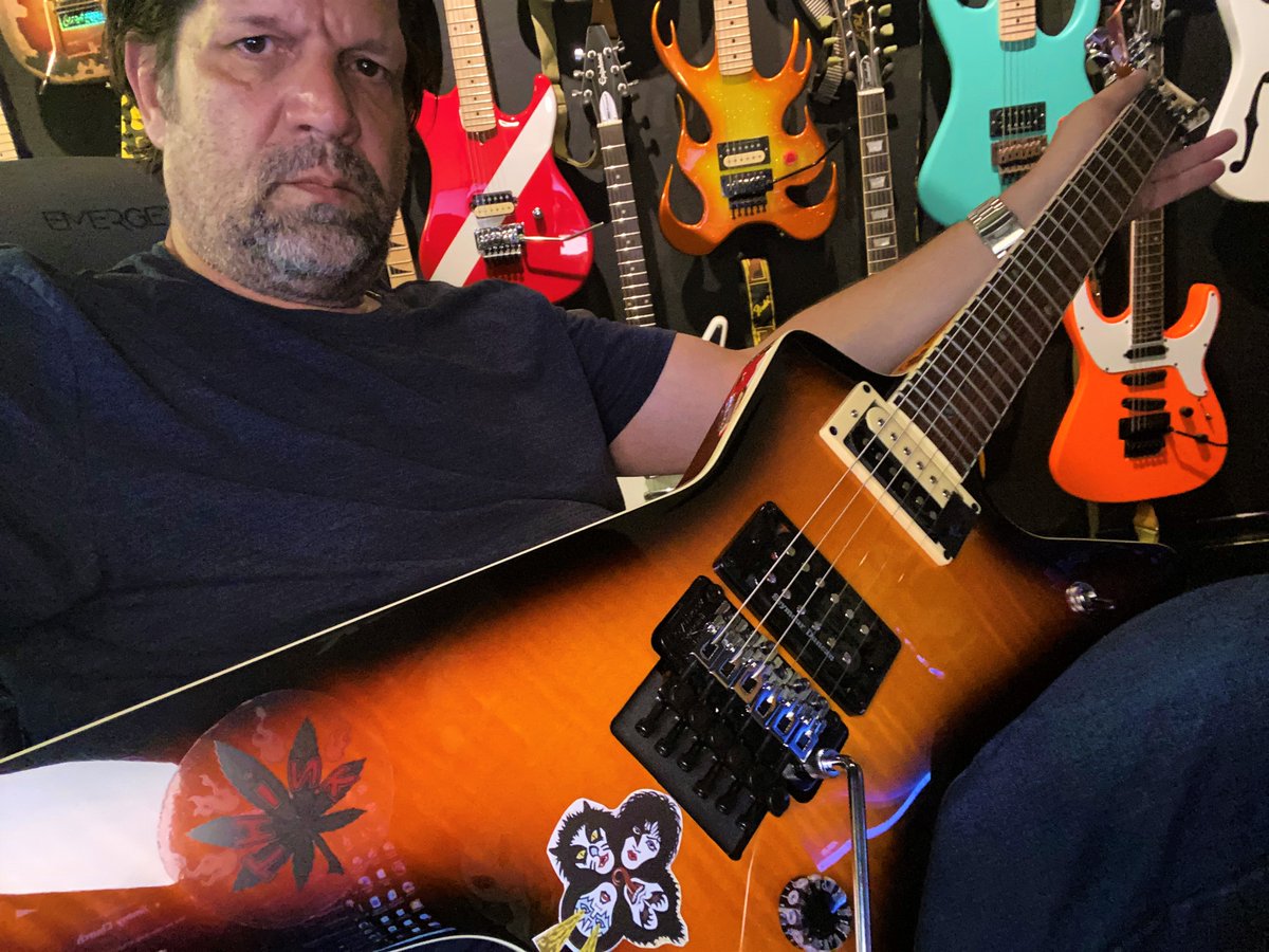 In the Bunker with my Dean Dimebag Tribute... this guitar is perfect. All of it.

<a href="/DeanGuitars/">Dean Guitars</a> #f2b #guitar #rockandroll #roswell #ufo #disclosure