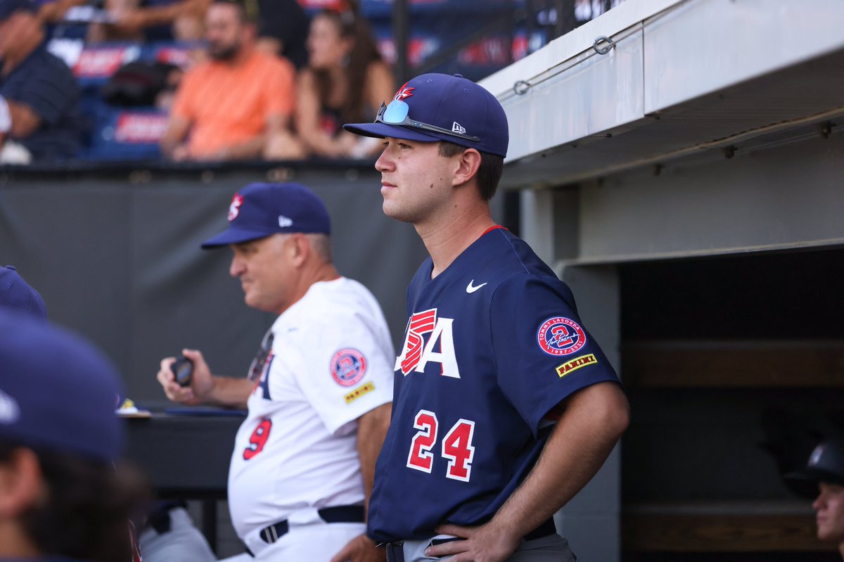 CalBaseball's tweet photo. Nothing like playing #ForGlory 🇺🇸

@dylanbeavers11 
@Josh24White https://t.co/OOArY7PvLf
