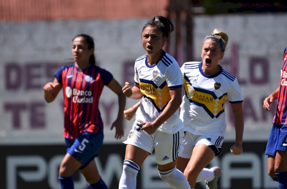 _TodoCambia's tweet photo. ¡SE JUEGA LA FINAL!

Desde la 19:10hs, @BocaJrsOficial y @SanLorenzo definen el #Apertura2021 🏆

📍 Estadio Nuevo Francisco Urbano
📺 TNT Sports https://t.co/C84wWOSKQ5