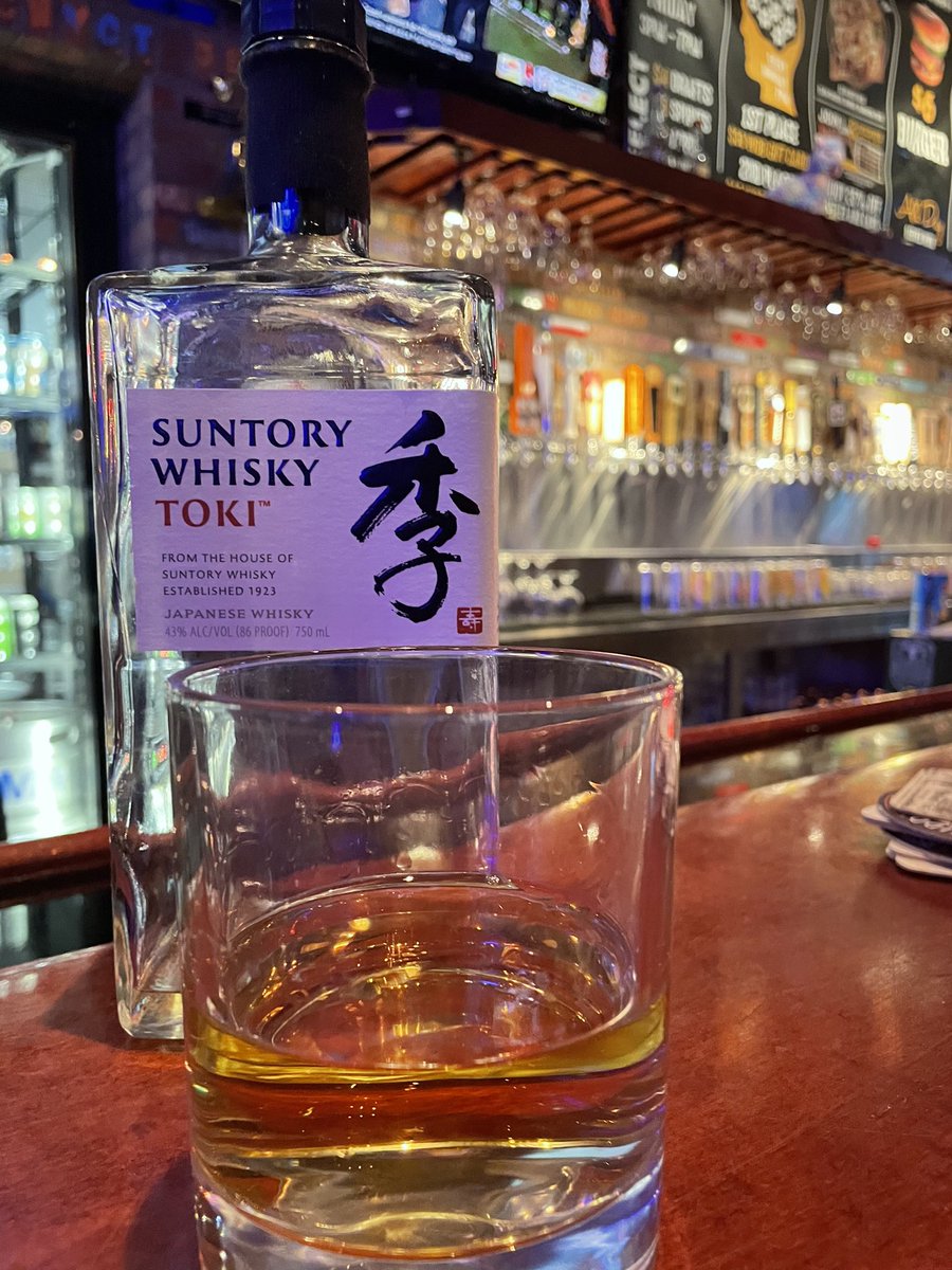 wobsyracuse's tweet image. Now Serving: Suntory Whisky 🥃 

#ThirstyThursday 
#TokiTime 🇯🇵