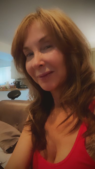 #fanpage come follow me #free https://t.co/8xbyubnjVe https://t.co/wuk9bPqqhq<a href="/tag/fanpage"class="tags">#fanpage</a><a href="/tag/free"class="tags">#free</a>