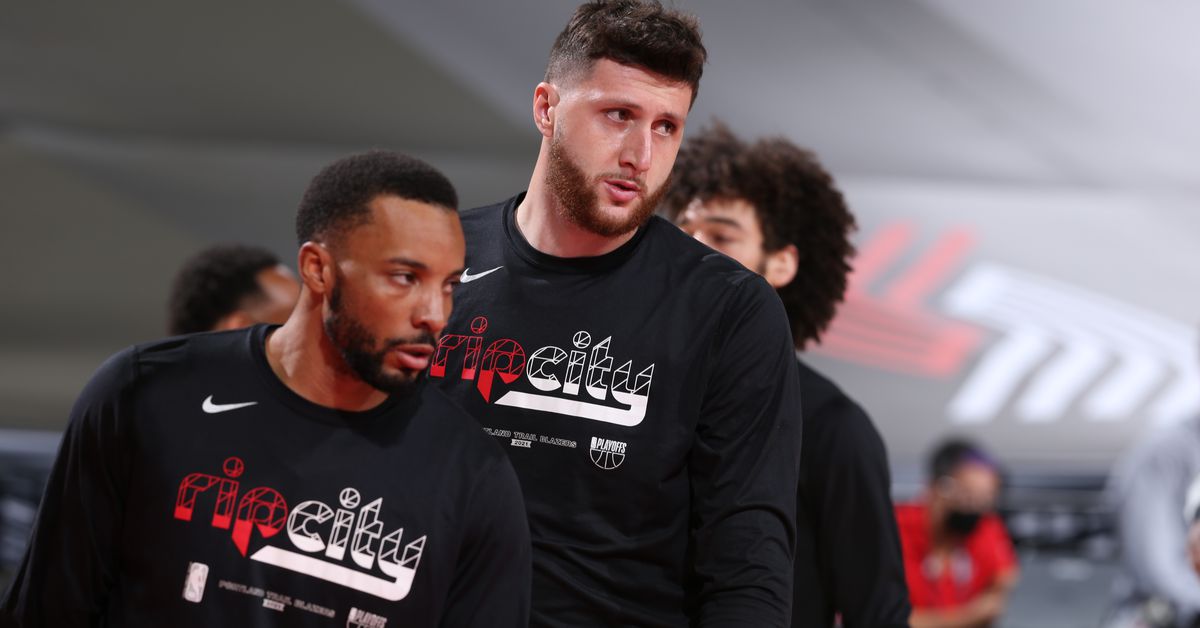 Jusuf Nurkic Reflects on Pandemic, Goal to Assist Home Country: Photo by Sam Forencich/NBAE via Getty Images The Blazers big discussed some of the ways he’s sought to assist Bosnia and Herzegovina during the pandemic. Over the past two seasons,… https://t.co/r3NSJPRycF #RipCity https://t.co/el9LIEqPMf