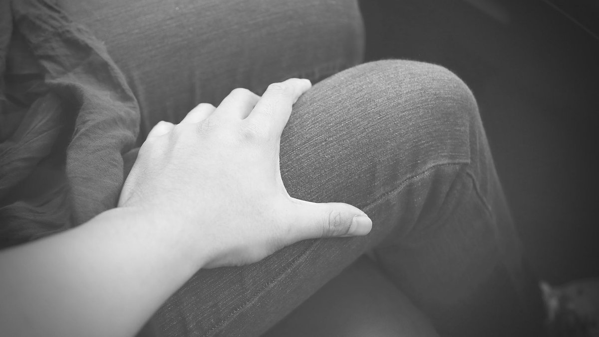 MTVUutiset's tweet photo. 17-vuotias tyttö sopi treffit "Jussin" kanssa – treffeillä aivan toinen mies raiskasi hänet kotonaan
https://t.co/SRnNlwTR4T https://t.co/oSYbnhvOWA