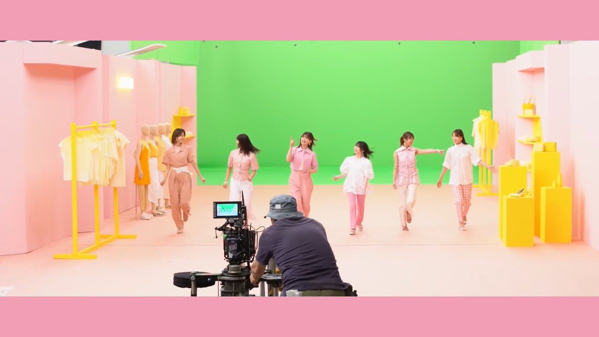 sakuzakacentral's tweet photo. [CM]

Aeon Card released their newest TVCM Making Movie!

Watch here:
https://t.co/uSTXIkN28s

#イオンカード 
#櫻坂46 https://t.co/IvdC5o8FKB