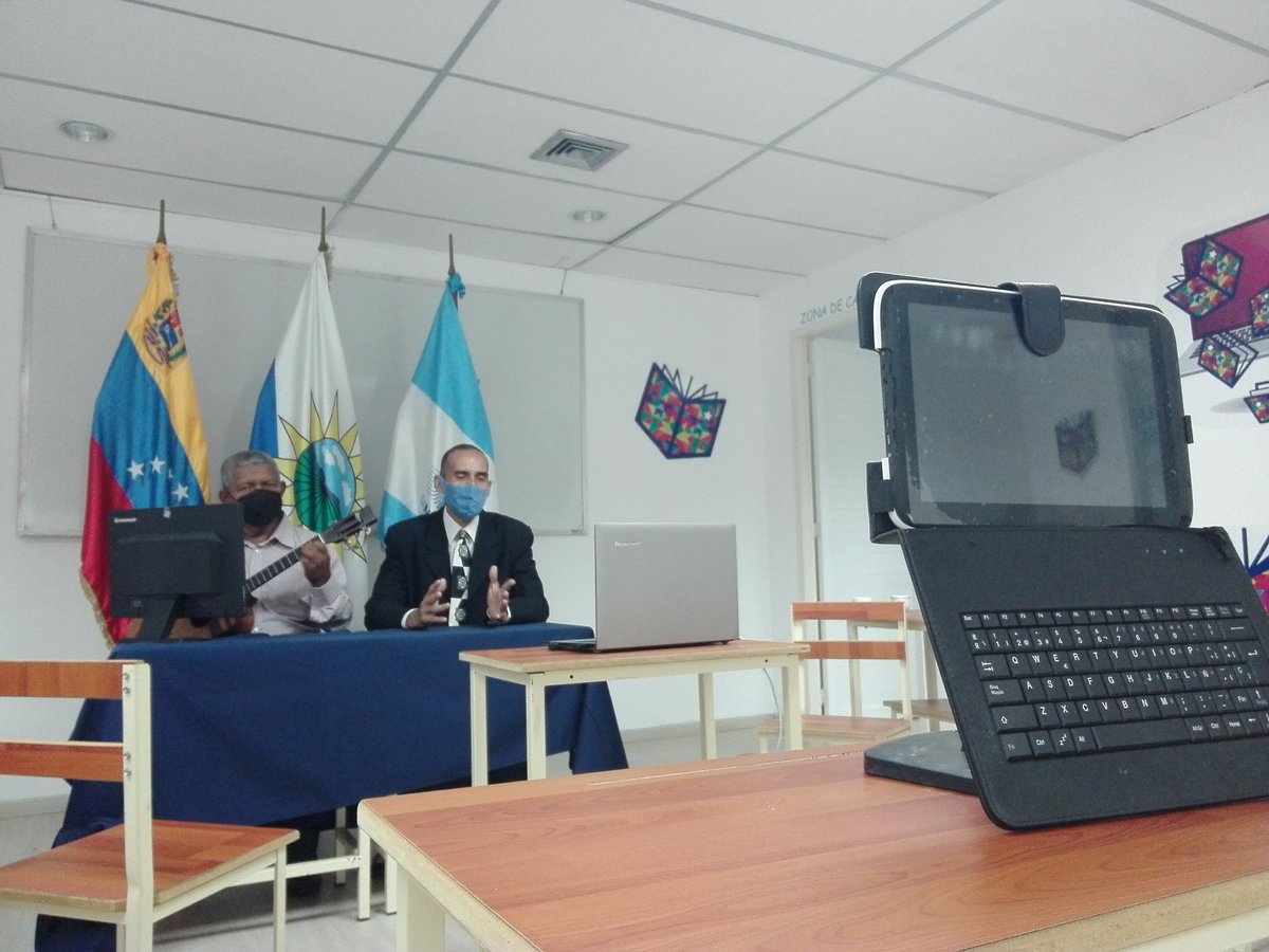 Una edición más de nuestra 
#CatedraBicentenaria con la poesía Revolucionaria del Prof. abogado Jaima Palacios y el Prof. Luis Gallardo, tema: aporte de los Afrovenezolanos en la Batalla de Carabobo
#LaPatriaEsNuestraAmerica

<a href="/MPPEUVEN/">MPPEU</a> 
<a href="/MedozaWullian/">Wullian Mendoza</a> 
 
facebook.com/10457018854659…