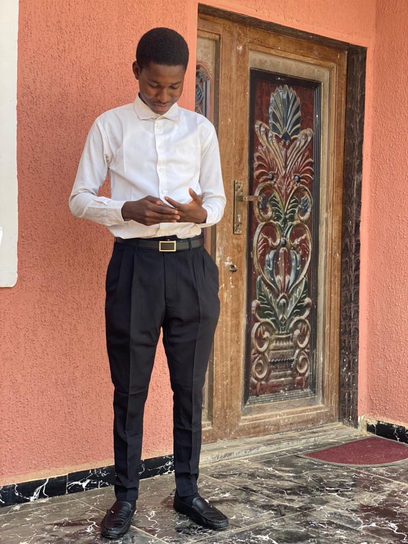 impharouq_itz's tweet photo. #law #LawSchool #nigerianlawstudents #justinskye #wizkidayo #WizkidAt31 #WIZKIDDAY #Wizkid https://t.co/yd8e3g1u6r