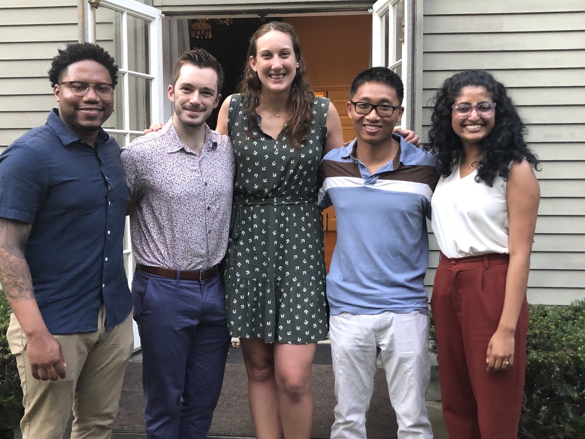 Check out our fabulous chief residents! We are so lucky to have them! It’s going to be a great year! ⁦@Brown_IM_Chiefs⁩ ⁦<a href="/s_catanese/">Stephanie Catanese, MD, FACP</a>⁩