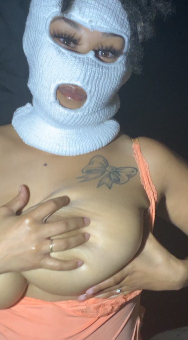 I officially made my snap premium $10 for my first 5 #snapchat #contentcreators #SellingContent #buyingcontent<a href="/tag/snapchat"class="tags"><span>#snapchat</span></a><a href="/tag/sugarbaby"class="tags"><span>#sugarbaby</span></a><a href="/tag/customcontent"class="tags"><span>#customcontent</span></a><a href="/tag/contentcreators"class="tags"><span>#contentcreators</span></a>